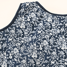 Load image into Gallery viewer, Kids Stylish - Pink Rosablomst Vest design - Gilet Outerwear Clothing Sleeveless Vest Warm Vest Scandi Stylish - back neckline and armhole close up - Little Scandi baby