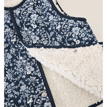 Load image into Gallery viewer, Kids Stylish - Pink Rosablomst Vest design - Gilet Outerwear Clothing Sleeveless Vest Warm Vest Scandi Stylish - front of vest with lining fur close up- Little Scandi baby
